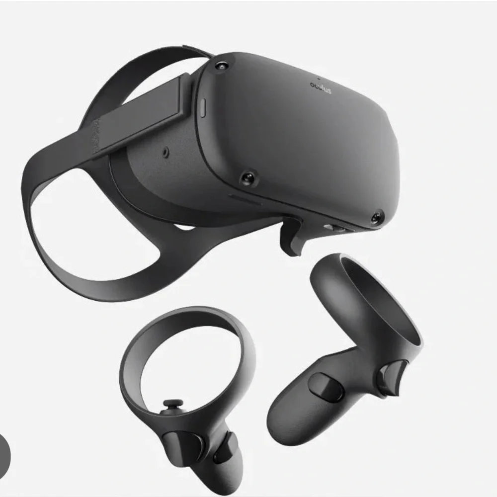 Oculus VR Headset and Controllers - Black